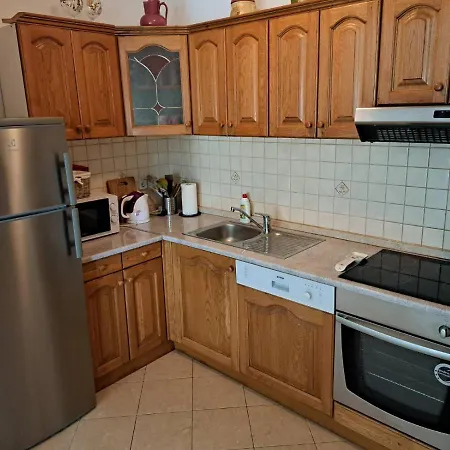 Veli Maj Apartman